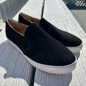 Vionic Women’s Black Slip-On Casual Sneakers - Comfortable Everyday Style